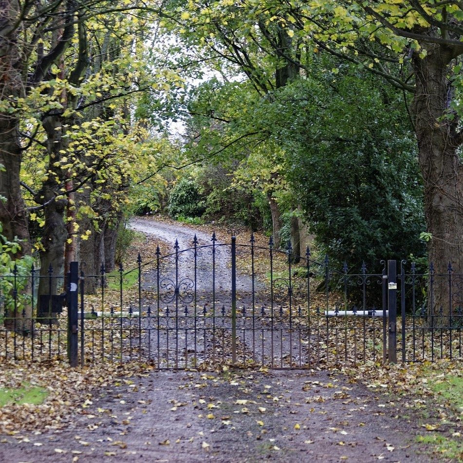 Eisentor_quadratisch Eisentor